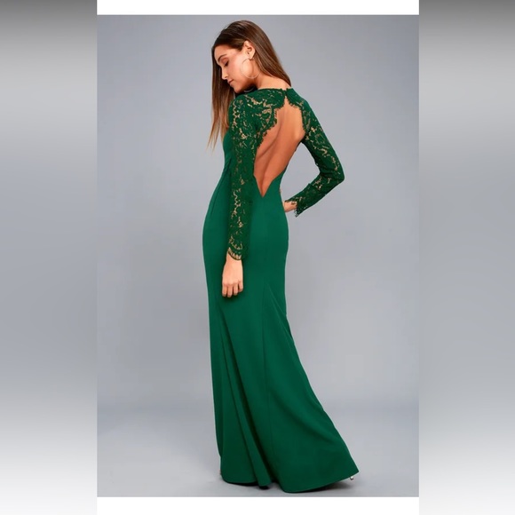 Lulus Mermaid Maxi with Lace sleeves. Size M. - Picture 2 of 6